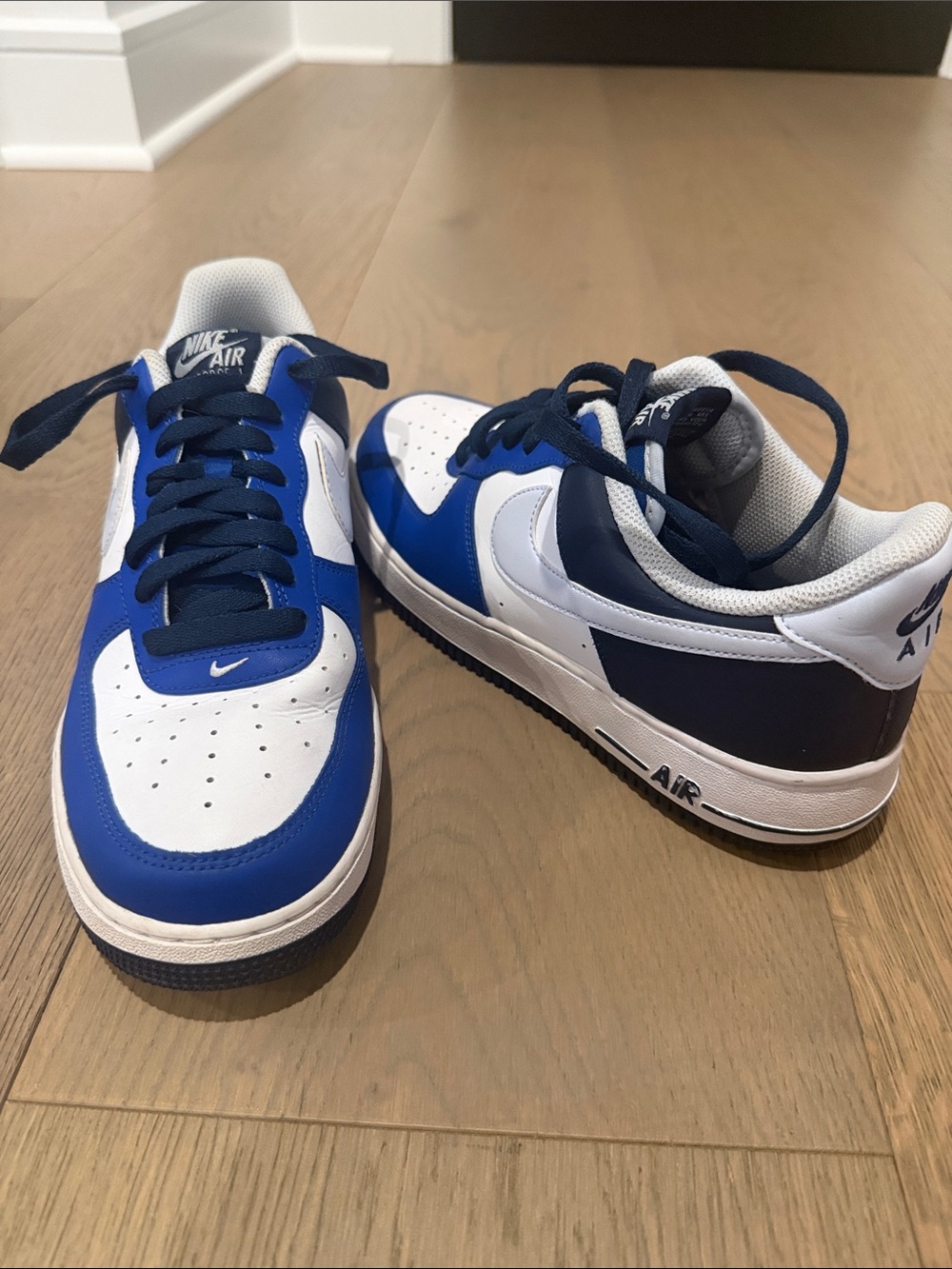 Nike Men’s Air Force 1 Low-Top Sneakers - White & Blue